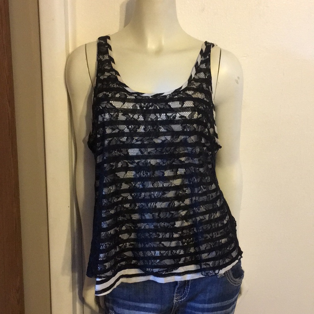 Lace overlay tank top